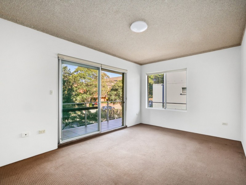 2/100 Oaks Avenue, Dee Why NSW 2099