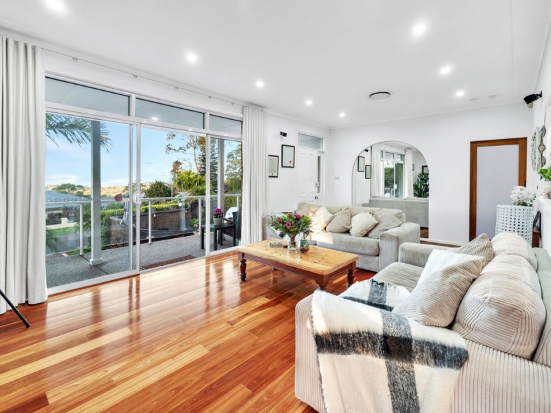 8 Wesley Street, Elanora Heights NSW 2101