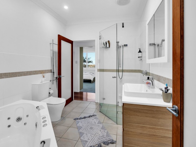 8 Wesley Street, Elanora Heights NSW 2101