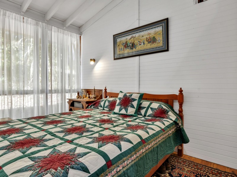 4 Robertson Road, Scotland Island NSW 2105