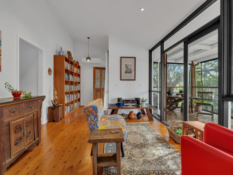 4 Robertson Road, Scotland Island NSW 2105