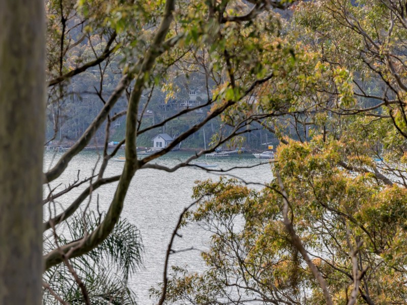 4 Robertson Road, Scotland Island NSW 2105