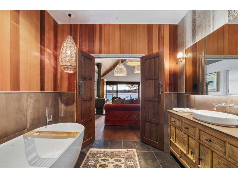 57 Florence Terrace, Scotland Island NSW 2105