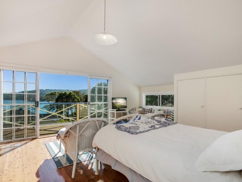 13 Kananook Avenue, Bayview NSW 2104