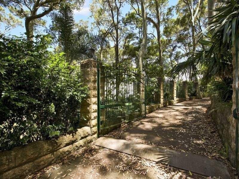 72a Wallumatta Road, Newport NSW 2106