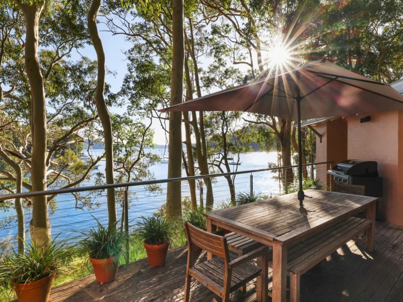 2A Wirringulla Avenue, Elvina Bay NSW 2105