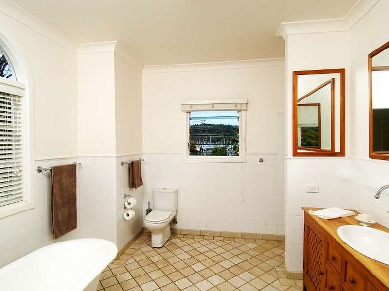 3 Loquat Valley Road, Bayview NSW 2104