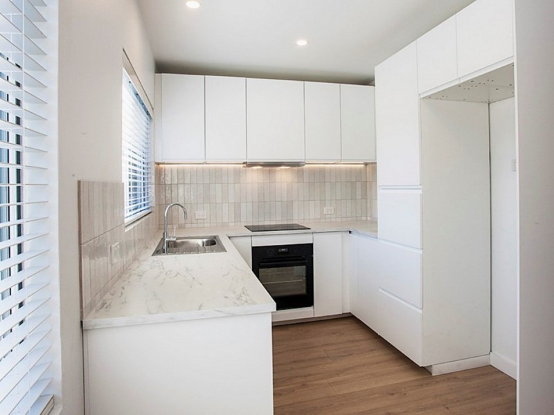 2/3 Bassett Street, Mona Vale NSW 2103