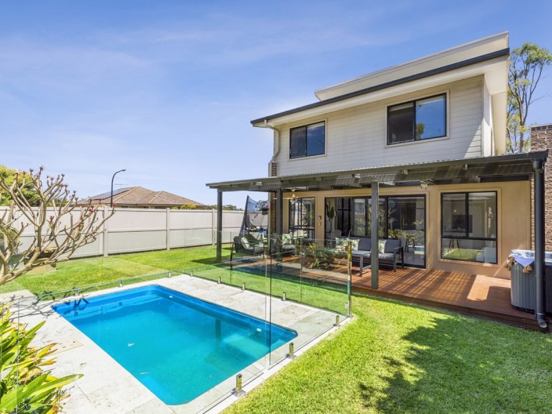 1 Whipbird Circuit, Mona Vale NSW 2103