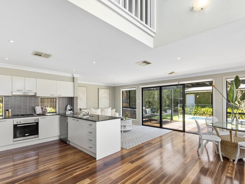 1 Whipbird Circuit, Mona Vale NSW 2103