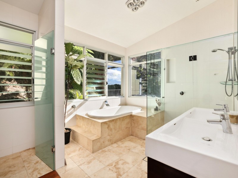 2/5a Wollombi Road, Bilgola Plateau NSW 2107