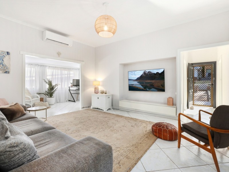 21 Hill Street, Warriewood NSW 2102