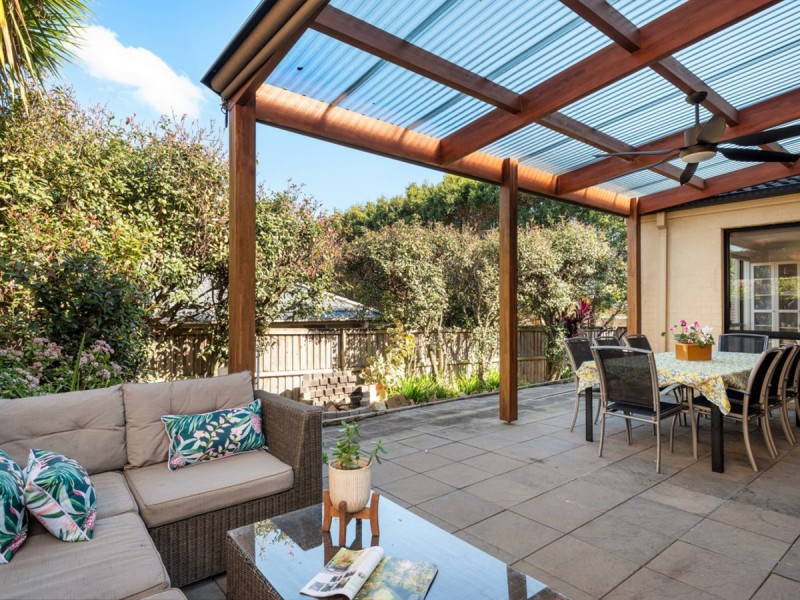 15 Streamdale Grove, Warriewood NSW 2102