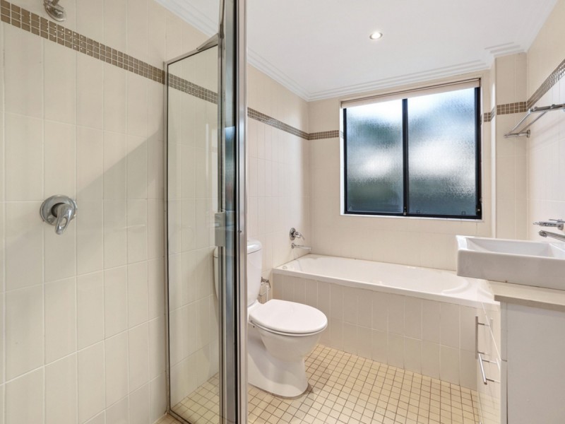 2/105 Lagoon Street, Narrabeen NSW 2101