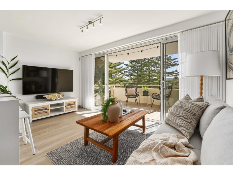 2/35 Surfview Road, Mona Vale NSW 2103