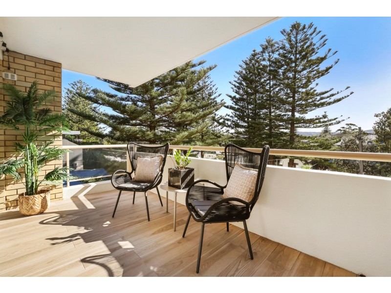 2/35 Surfview Road, Mona Vale NSW 2103
