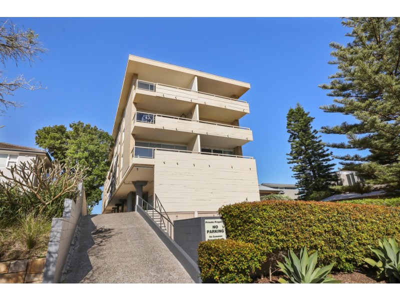 2/35 Surfview Road, Mona Vale NSW 2103