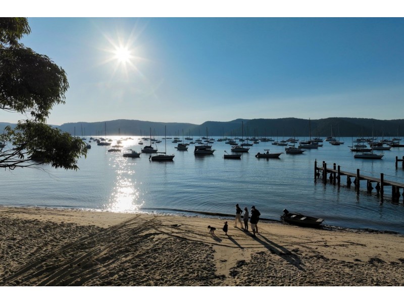 97 Hudson Parade, Avalon Beach NSW 2107