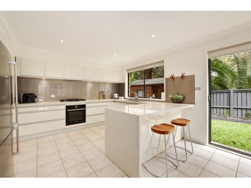 15 Lewis Close, Warriewood NSW 2102