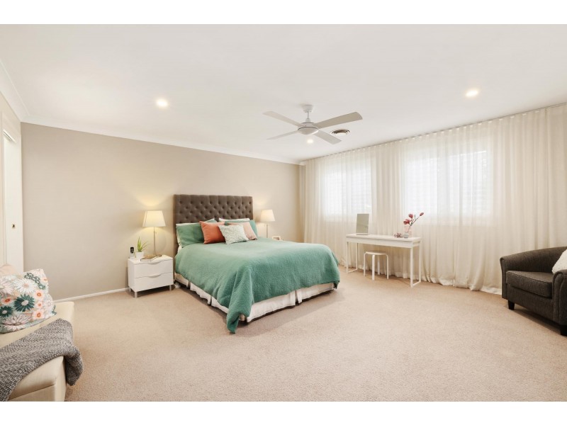 15 Lewis Close, Warriewood NSW 2102