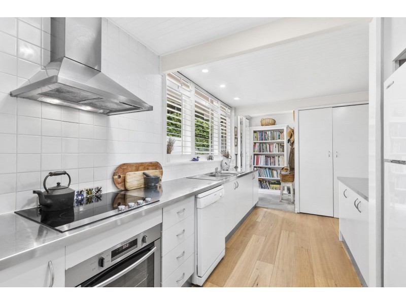 38 Therry Street, Avalon Beach NSW 2107