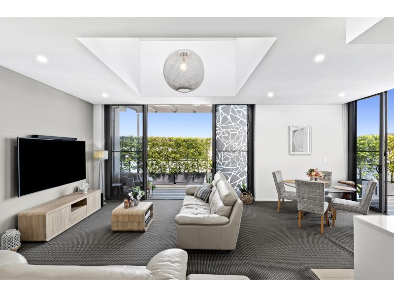 325/9 Mallard Lane, Warriewood NSW 2102