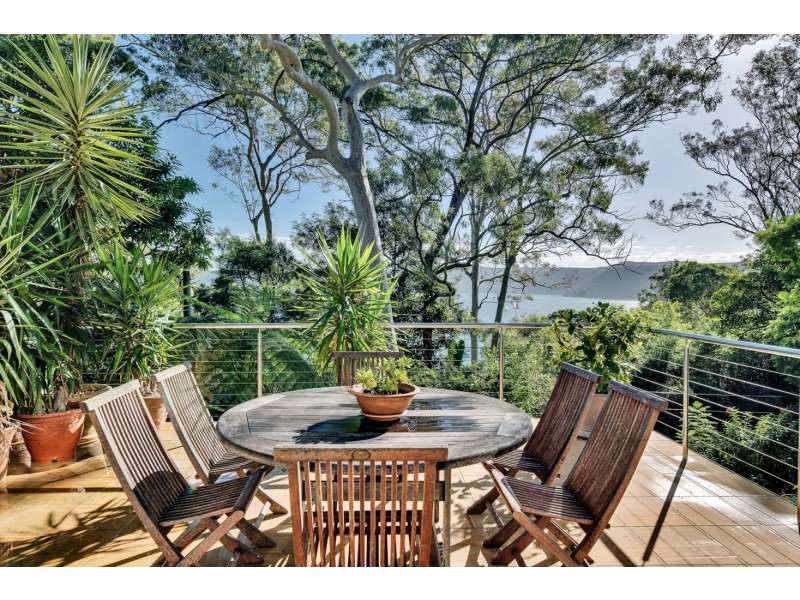 19 Hilltop Road, Avalon Beach NSW 2107