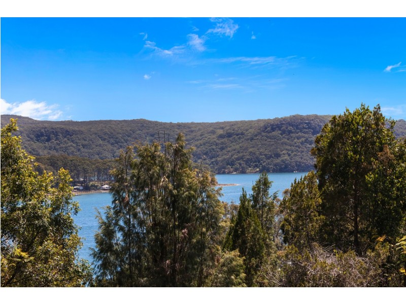 14 Robertson Road, Scotland Island NSW 2105