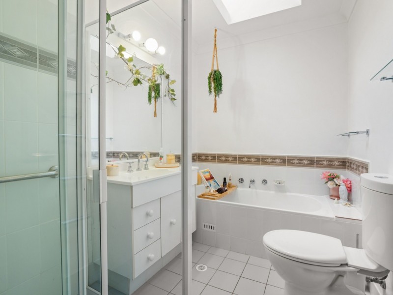 16/26 Macpherson Street, Warriewood NSW 2102