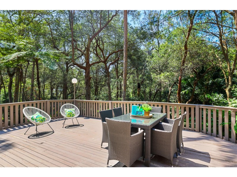 24 Loquat Valley Road, Bayview NSW 2104