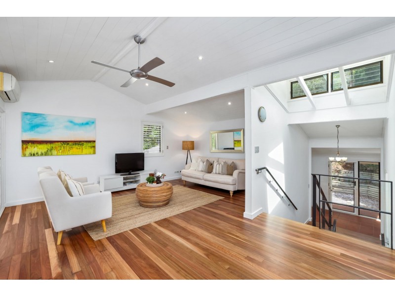 24 Loquat Valley Road, Bayview NSW 2104