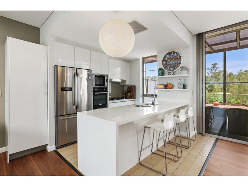 340/4 Firetail Drive, Warriewood NSW 2102