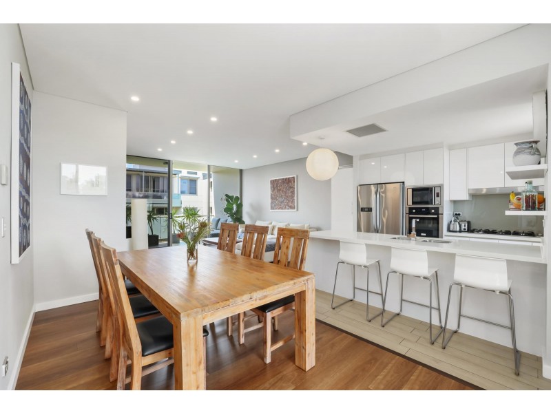 340/4 Firetail Drive, Warriewood NSW 2102