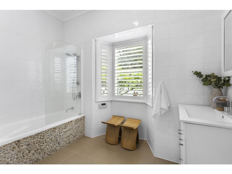 80 Queens Parade East, Newport NSW 2106