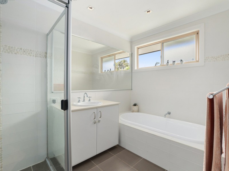 5 Blue Wren Way, Warriewood NSW 2102