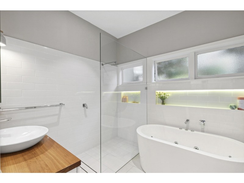 4 Waterview Street, Mona Vale NSW 2103