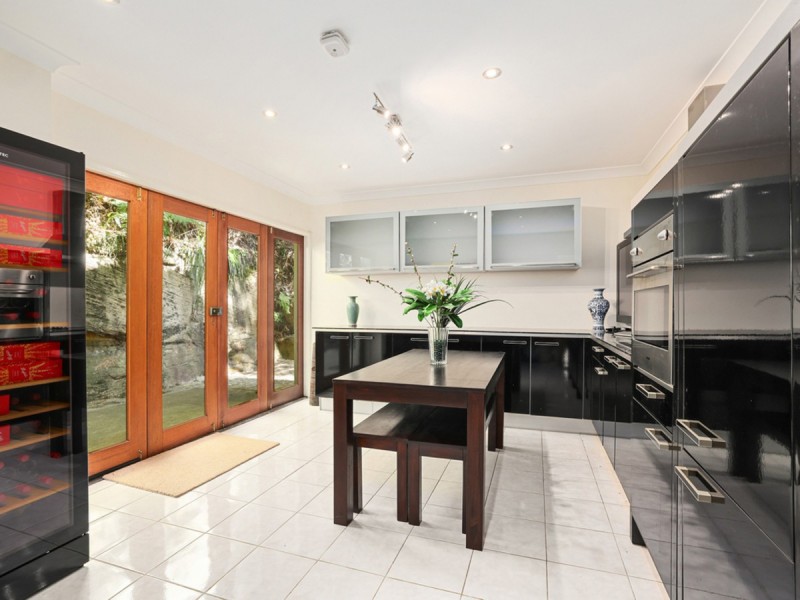 1/4 Corniche Road, Bayview NSW 2104