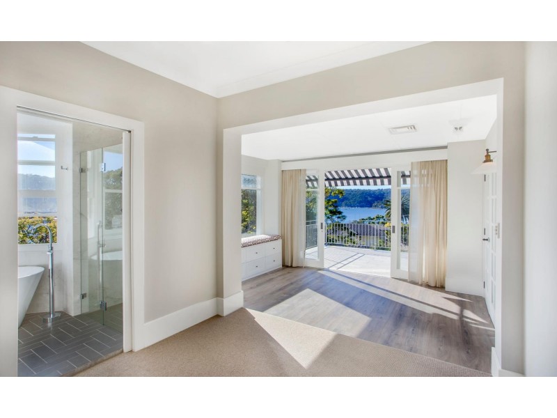 4 Baroona Road, Church Point NSW 2105