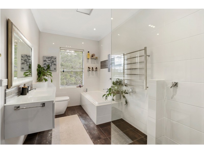 128 McCarrs Creek Road, Church Point NSW 2105