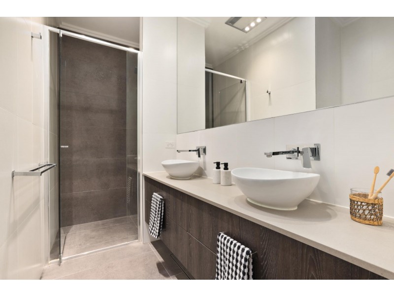 10 Hakea Drive, Warriewood NSW 2102