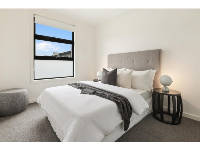 10 Hakea Drive, Warriewood NSW 2102