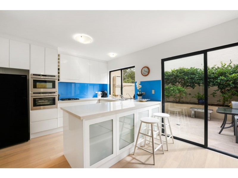 2/28-30 Golf Avenue, Mona Vale NSW 2103