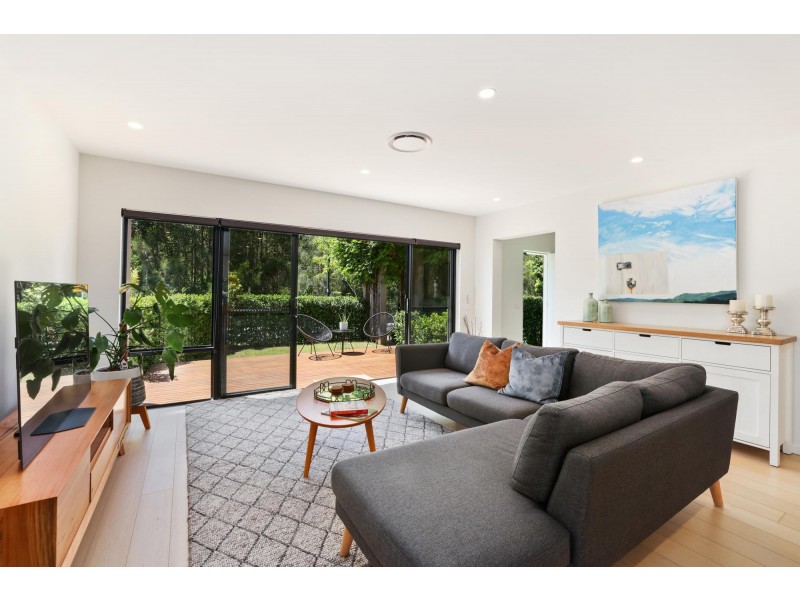 2 Hastings Street, Warriewood NSW 2102