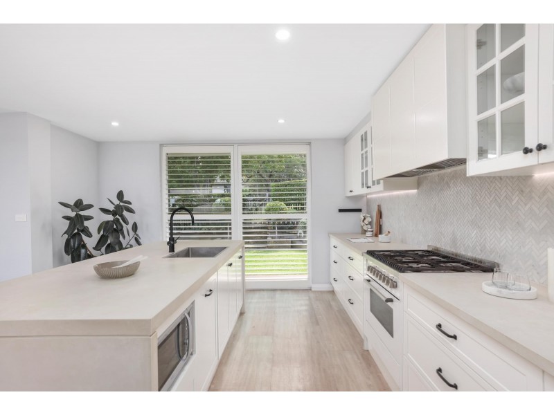 31 Emma Street, Mona Vale NSW 2103