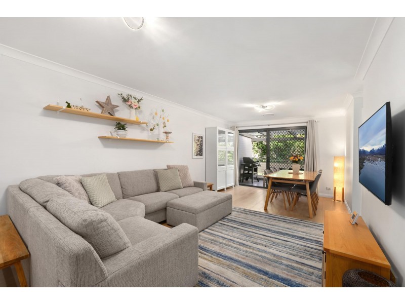 6/3 Fantail Avenue, Warriewood NSW 2102