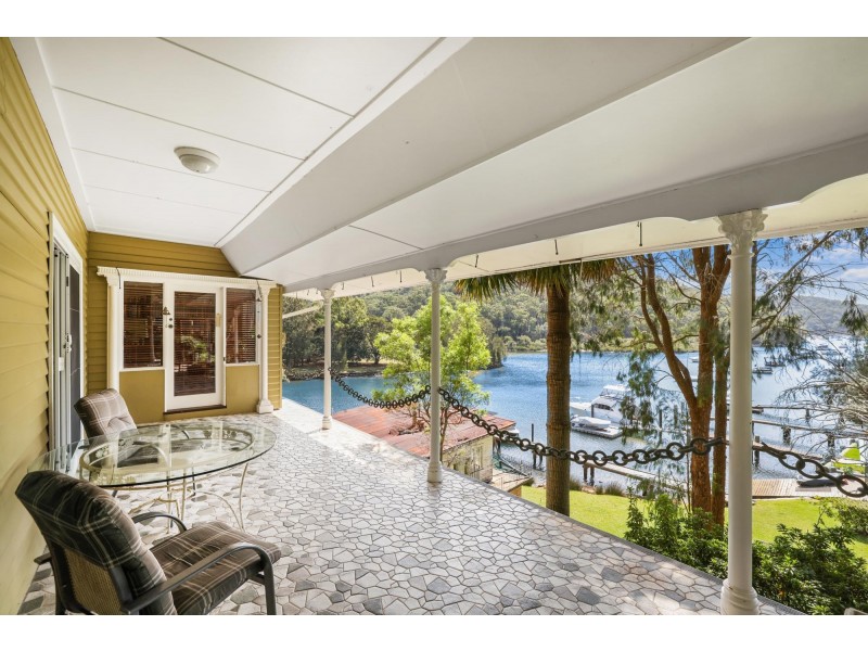 208 McCarrs Creek Road, Church Point NSW 2105