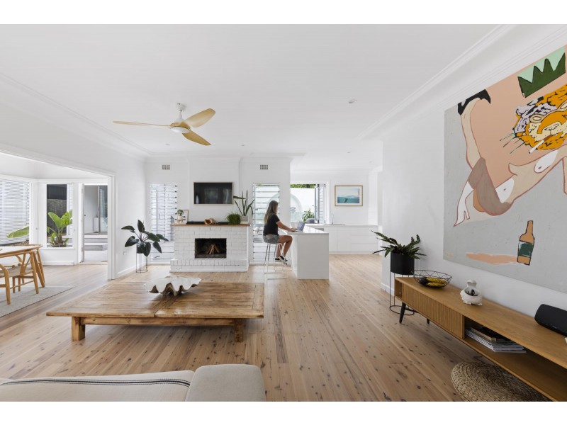 18 Hunter Street South, Warriewood NSW 2102