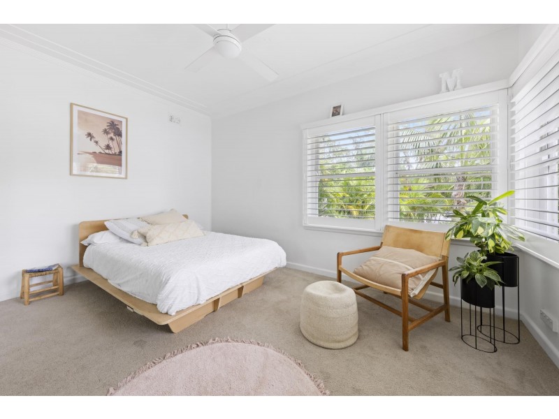 18 Hunter Street South, Warriewood NSW 2102