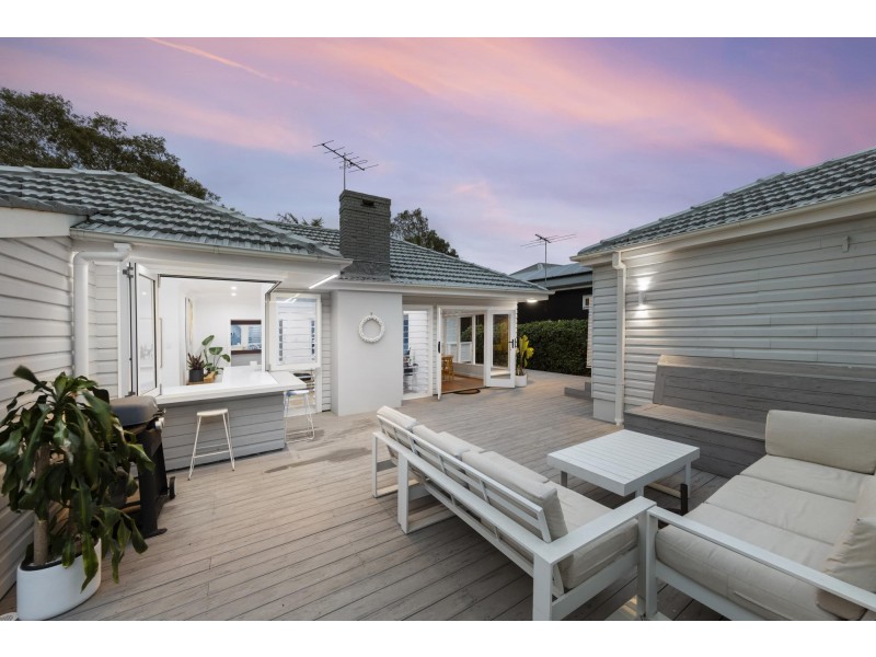 18 Hunter Street South, Warriewood NSW 2102