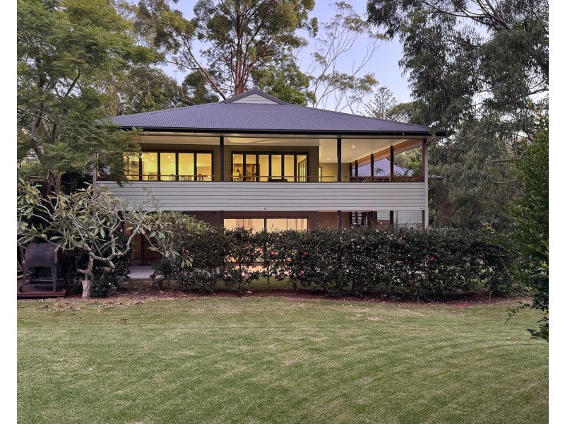 1 Suncrest Avenue, Newport NSW 2106